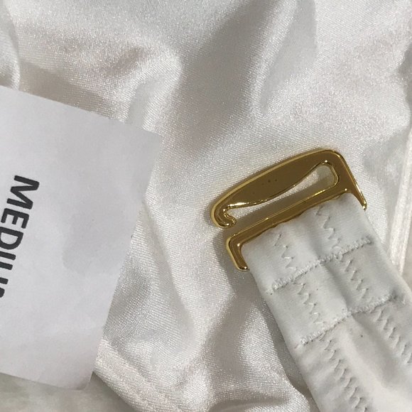 Victoria’s Secret bikini bombshells 32DD (SOLD )OR 34DD - Picture 6 of 15